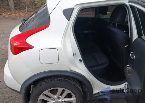 2013 Nissan Juke S z USA, uszkodzony, nr VIN JN8AF5MR9DT223431